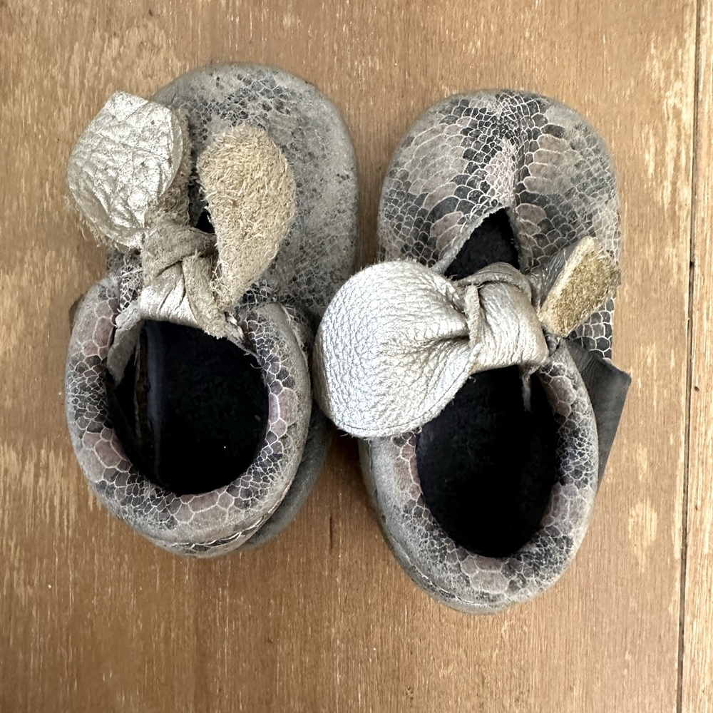 Size 3 Freshly Picked Moccasins- animal print with Gold bow